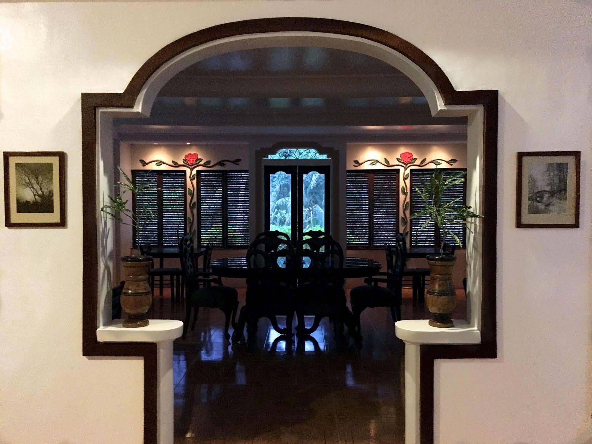 Guindulman Bay Tourist Inn Esterno foto