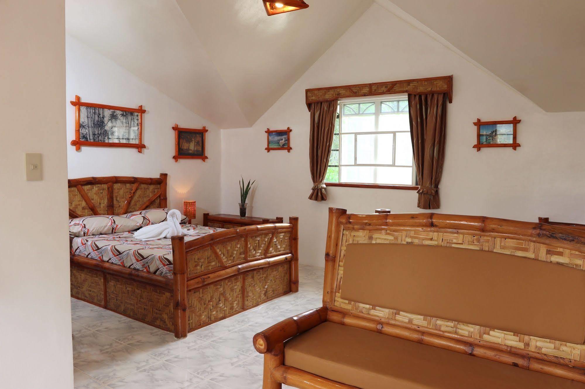 Guindulman Bay Tourist Inn Esterno foto